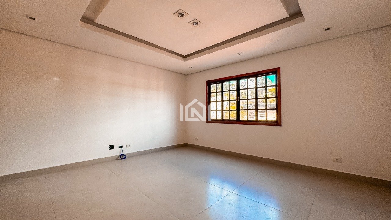 Casa para locacao no condominio New Garden - Sala de televisao e sala de jantar