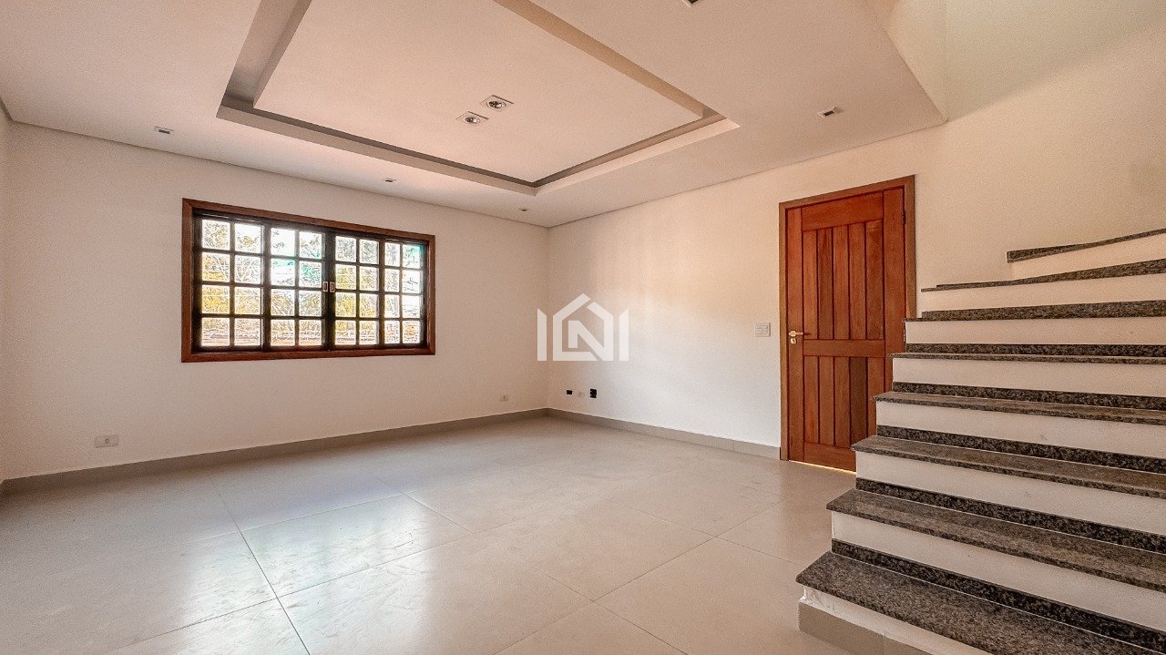 Casa para locacao no condominio New Garden - Sala de televisao e sala de jantar