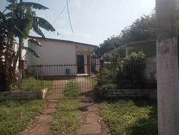 house em Rua Alegrete, Parque Amador - Esteio - RS