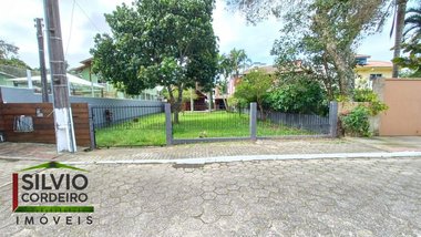 house em Rua Elesbão Ramos, Barra da Lagoa - Florianópolis - SC