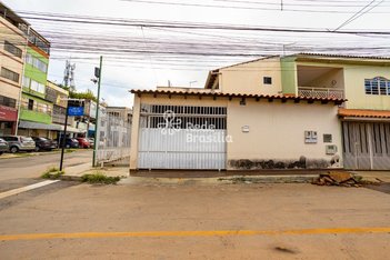 house em QE 42 Conjunto F, Guará II - Brasília - DF