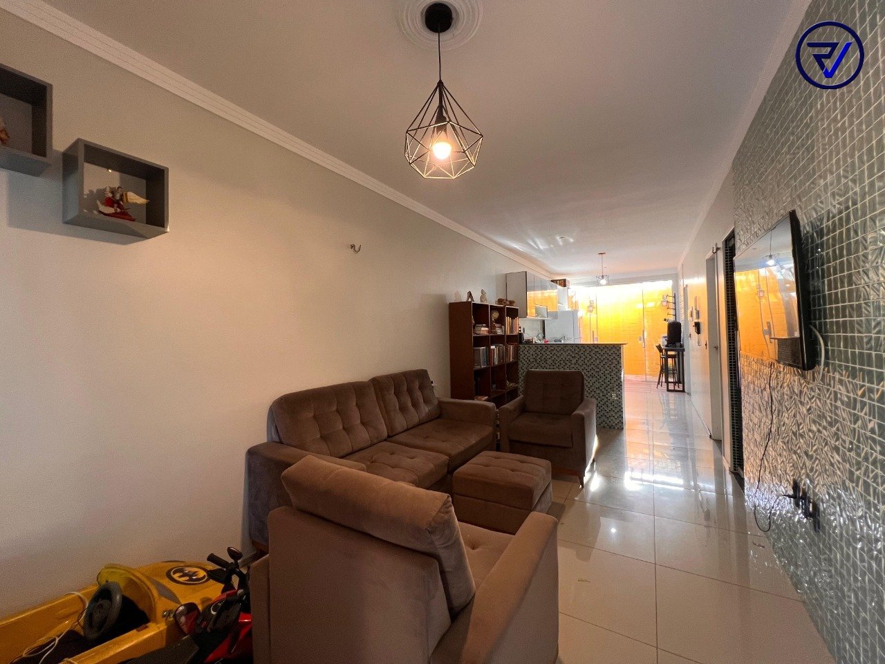 12119a4c-f68d-4f44-93a0-8c61c2f6b333