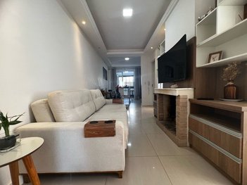 house em Avenida Prefeito Ary Alcântara, Areal - Pelotas - RS