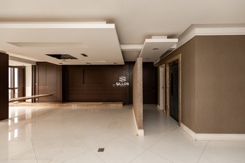 apartment em Rua Monsenhor Ivo Zanlorenzi, Mossunguê - Curitiba - PR