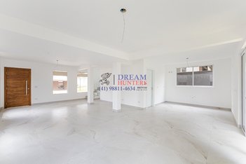 house em Rua das Araras, Novo Mundo - Curitiba - PR