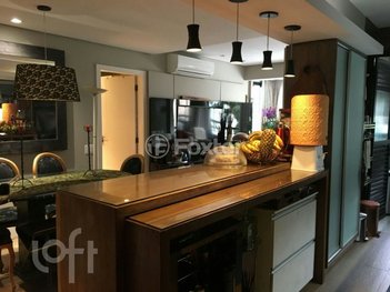 apartment em Rua Cristóvão Nunes Pires, Centro - Florianópolis - SC