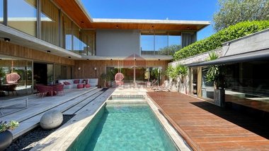 house em Estrada Haroldo Soares Glavan, Cacupé - Florianópolis - SC