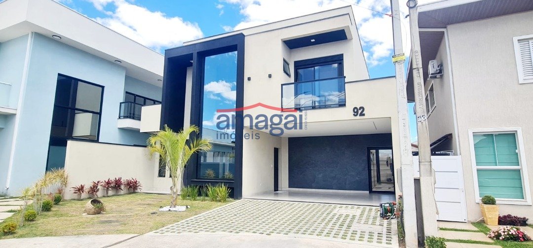 WhatsApp Image 2025-10-24 at 17.14