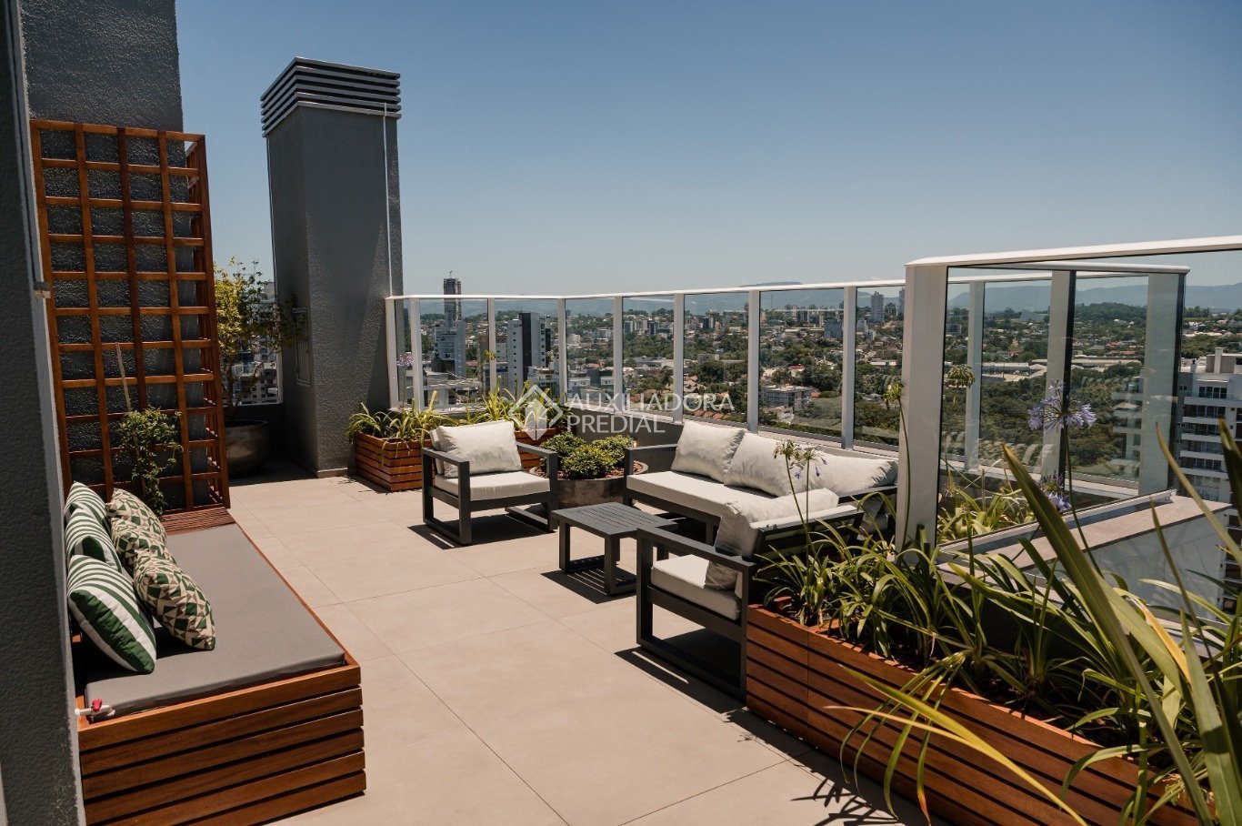 Rooftop3 (1)