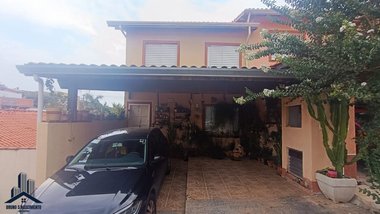 house em Rua Ameixeiras, Jardim Petrópolis - Cotia - SP