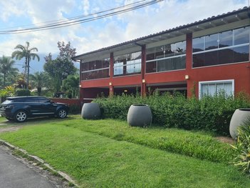 house em Rodovia Procurador Haroldo Fernandes Duarte, Frade (Cunhambebe) - Angra dos Reis - RJ