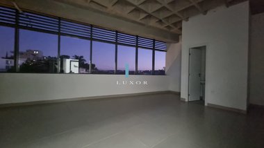 office em Januário Carneiro, Vale do Sereno - Nova Lima - MG