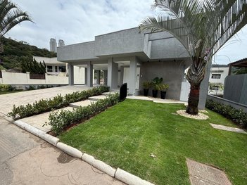 house em Avenida Hermógenes de Assis Feijó, São Judas Tadeu - Balneário Camboriú - SC