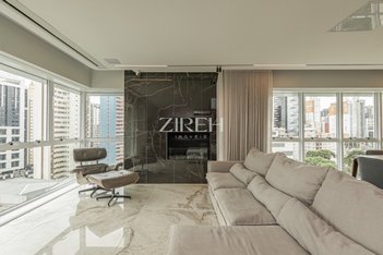 apartment em Avenida Iguaçu, Água Verde - Curitiba - PR