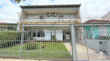 house em Rua Arnaldo Ballve, Jardim Itu - Porto Alegre - RS