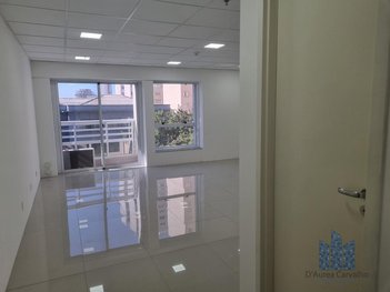 office em Rua Vergueiro, Liberdade - São Paulo - SP