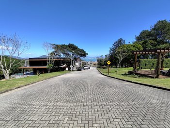land_lot em Estrada Haroldo Soares Glavan, Cacupé - Florianópolis - SC