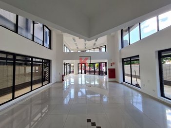 business em Avenida Conselheiro Nébias, Boqueirão - Santos - SP