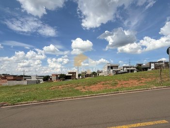 land_lot em Avenida Nívea Dulce Tedeschi Conforti, Residencial Ana Célia - São José do Rio Preto - SP
