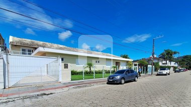 house em Rua Professor Paulo Roberto Martins, Santa Mônica - Florianópolis - SC
