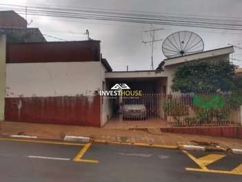 house em Avenida dos Inconfidentes, Centro - Guaxupé - MG