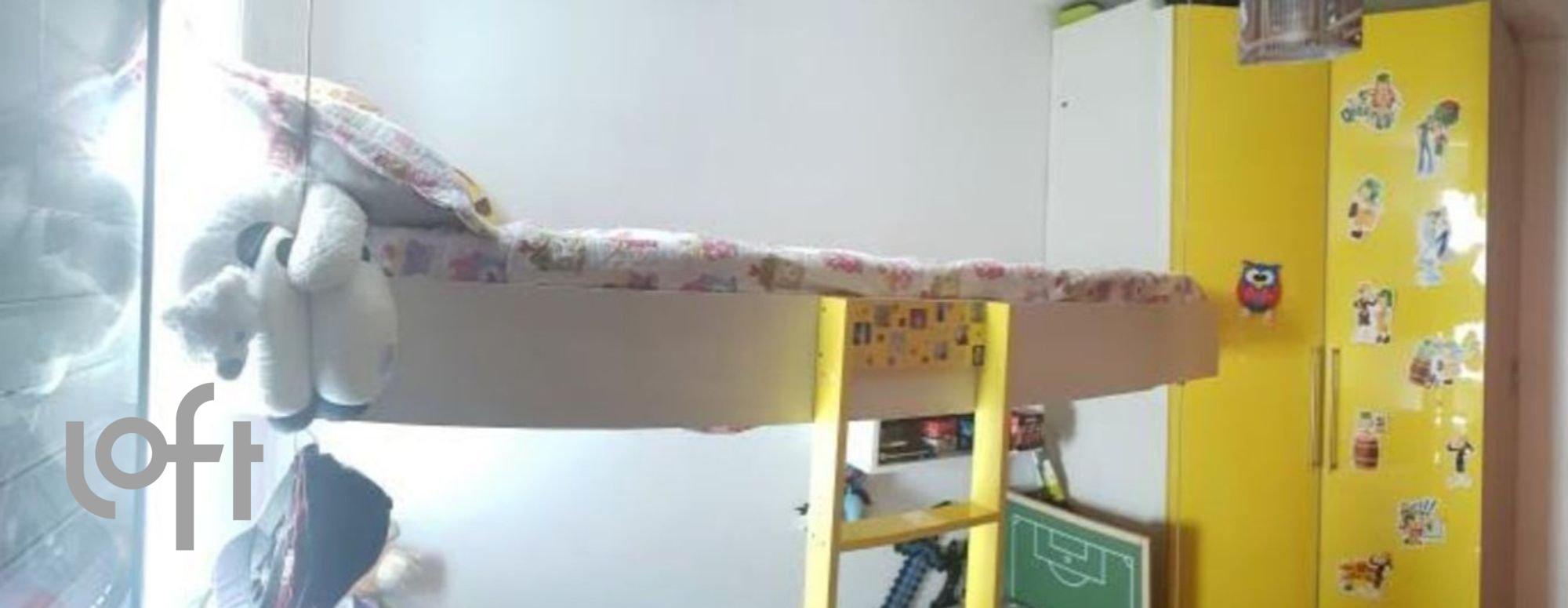 MASTER_BEDROOM