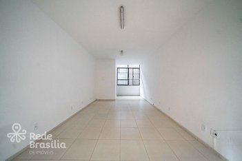 business em CLN 303, Asa Norte - Brasília - DF