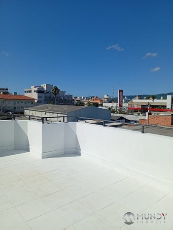 apartment em Rua Hypólito Gregório Pereira, Canasvieiras - Florianópolis - SC
