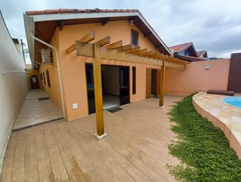 house em Avenida Maria Augusta Fagundes Gomes, Residencial São Paulo - Jacareí - SP
