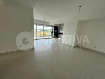 apartment em Rua Vinte e Nove de Outubro, Patrimônio - Uberlândia - MG