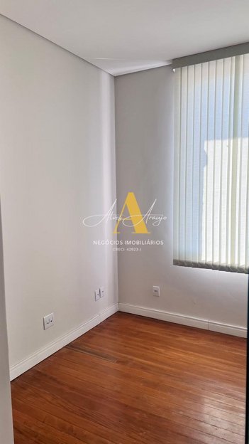 office em Rua Quintino Bocaiúva, Centro - Botucatu - SP