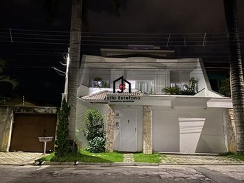 house em Rua Luiz Guimarães Vieira, Vila das Jabuticabeiras - Taubaté - SP