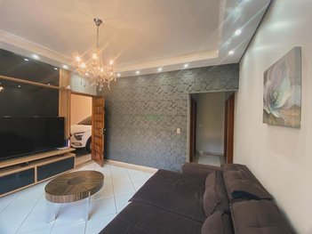 house em Rua Inácio Granado de Munhoz, Coliseu - Londrina - PR