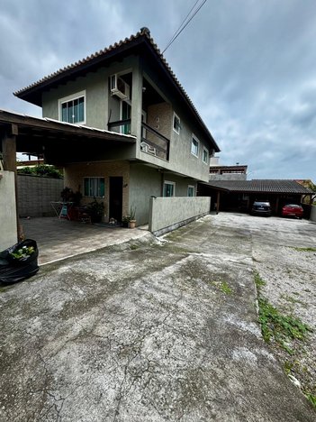 house em do Falcão, Ingleses do Rio Vermelho - Florianópolis - SC
