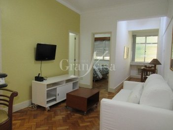 apartment em Avenida Nossa Senhora de Copacabana, Copacabana - Rio de Janeiro - RJ