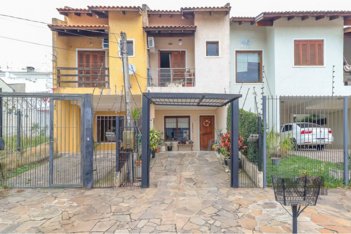 house em Rua Giobatta Giuseppe Petracco, Vila Nova - Porto Alegre - RS