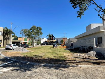 land_lot em Avenida Amador Bueno da Veiga, Jardim dos Estados - Taubaté - SP