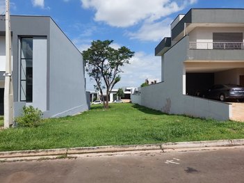 land_lot em Rua Norival Viloria Tadini, Residencial Real Parque Sumaré - Sumaré - SP