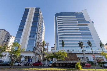 apartment em Avenida Doutor Nilo Peçanha, Três Figueiras - Porto Alegre - RS