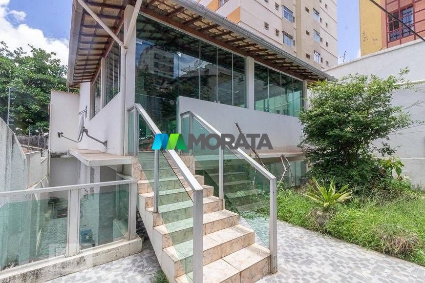 Casa com 4 quartos — Nova Suíssa, Belo Horizonte