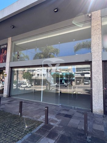 business em Rua Moreira César, Pio X - Caxias do Sul - RS
