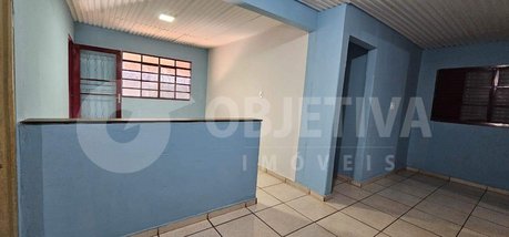 house em Rua Elias Francisco do Nascimento, Segismundo Pereira - Uberlândia - MG
