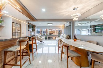apartment em Rua Carlos Trein Filho, Auxiliadora - Porto Alegre - RS