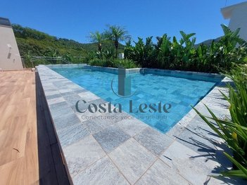 apartment em Estrada Haroldo Soares Glavan, Cacupé - Florianópolis - SC