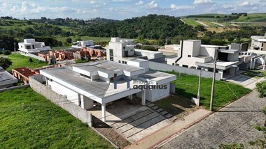 house em Rodovia João Amaral Gurgel, Parque Residencial Maria Elmira - Caçapava - SP