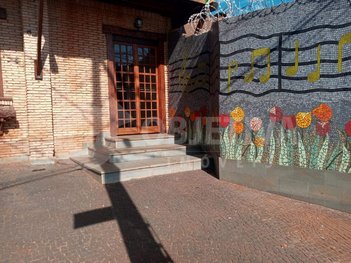 business em Avenida Afrânio Rodrigues da Cunha, Tabajaras - Uberlândia - MG