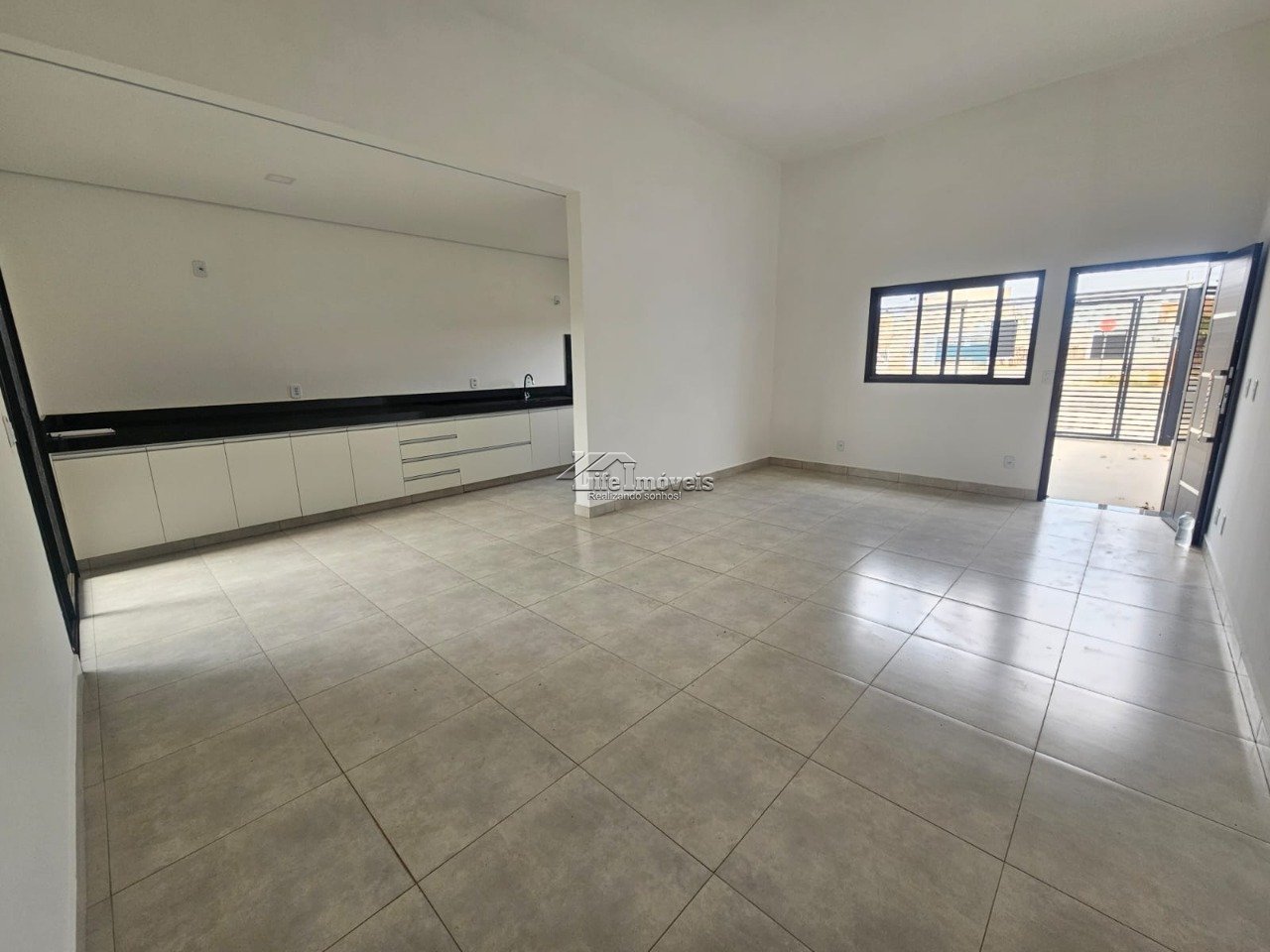 WhatsApp Image 2025-10-10 at 14.12