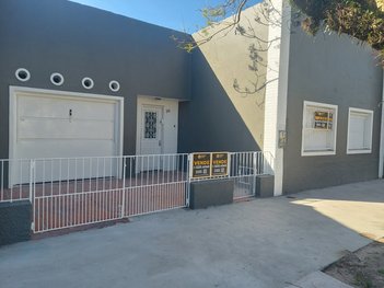 house em Avenida Cidade de Pelotas, Cidade Nova - Rio Grande - RS