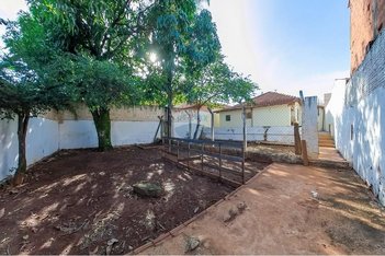 house em Rua Batinga, Centro - Leme - SP