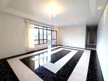 apartment em Rua Padre Agostinho, Mercês - Curitiba - PR
